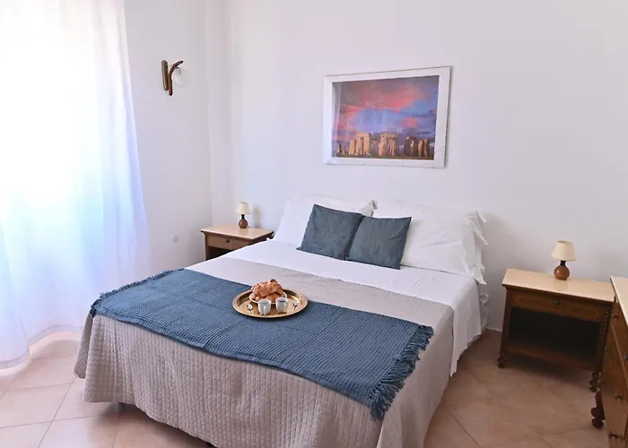 Izzhome Trihappy Apartment Pula