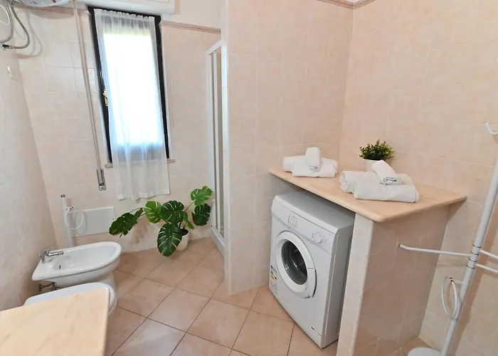 Izzhome Trihappy * Pula