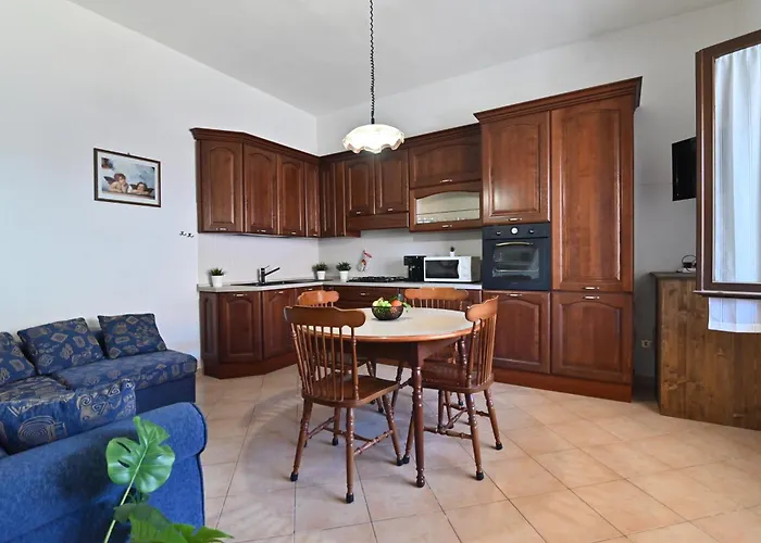 Apartment Izzhome Trihappy *