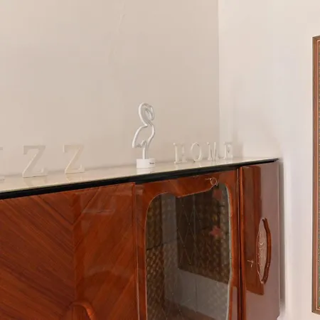 アパート Izzhome Trihappy プーラ