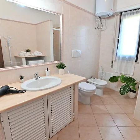Izzhome Trihappy