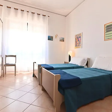 Appartement Izzhome Trihappy Pula